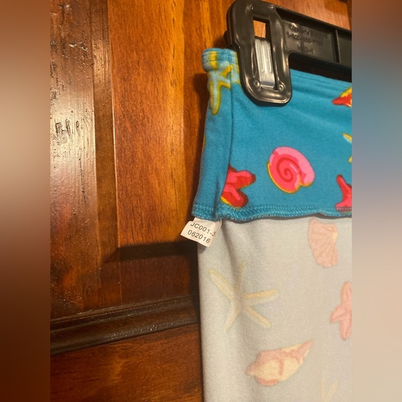 LuLaRoe OS Leggings Turquoise Bold Color Print Blue Ocean Life Pattern Seashells - Picture 9 of 13